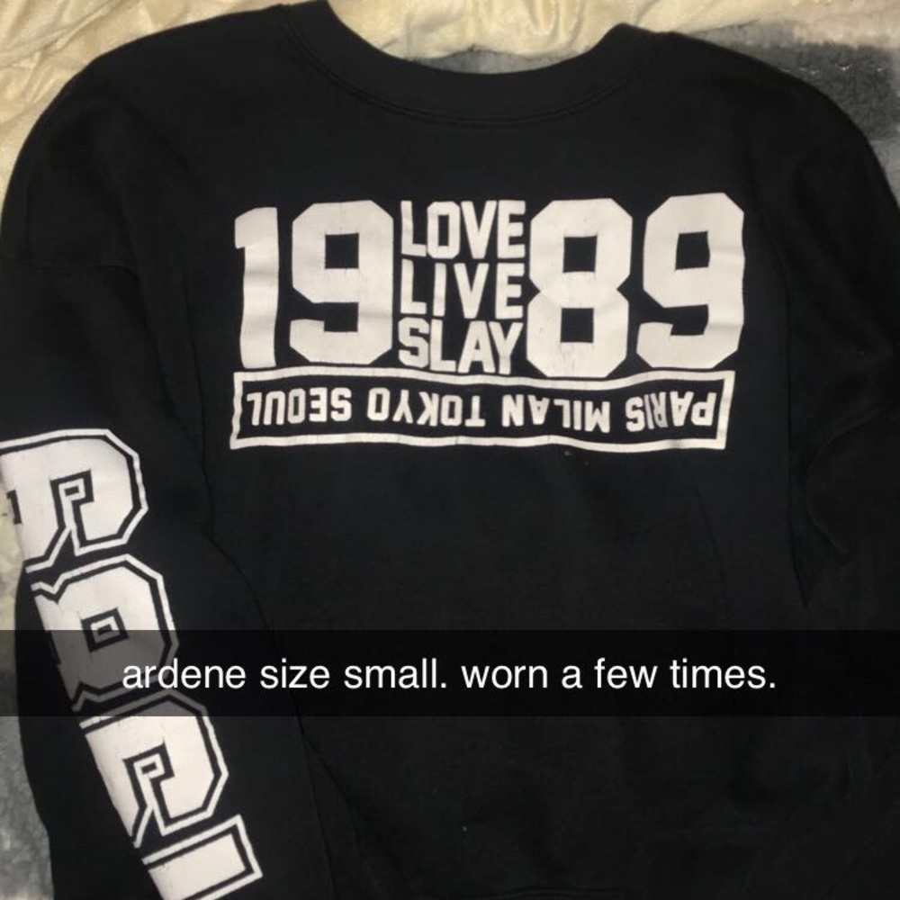 Ardene crewneck